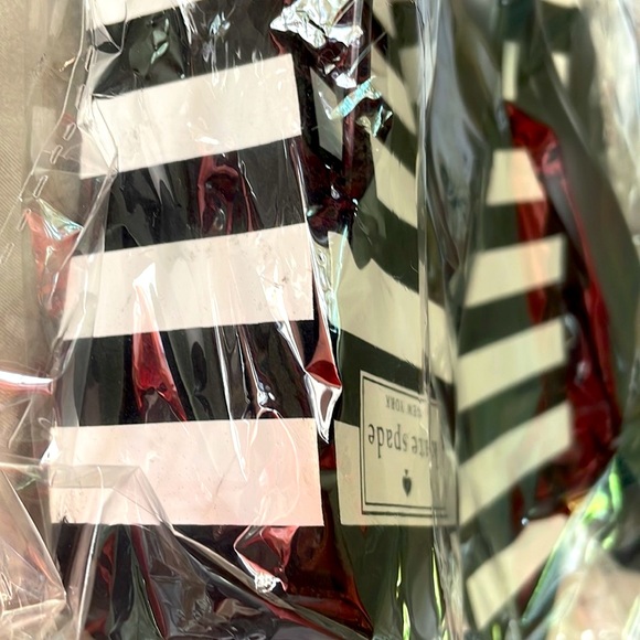 Kate Spade Rhett black and white striped platform wedge flip flops NWOT size 9 - Picture 4 of 8